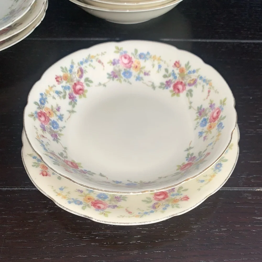 KPM Royal Ivory- Riviera Floral Pattern Set of 4 China